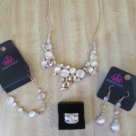 Beautiful 5pc. Jewelry Ensemble By Paparazzi (PI25) Delicate elegant Set